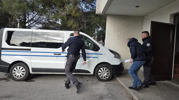 Kra&scaron;evec spolno zlorabljal tri otroke, v zaporu bo 25 let