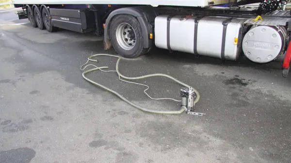 tatvina goriva, gorivo, tovornjak, Romuni, policija