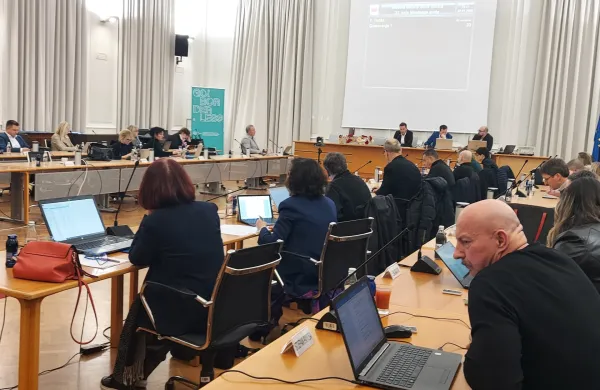 Mestni svet ni razpravljal o podalj&scaron;anju delovanja zavoda GO!2025