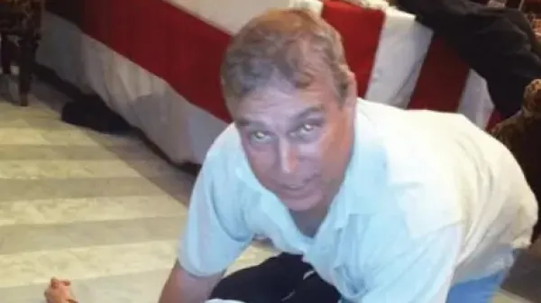 Princ Andrew v kočljivem položaju