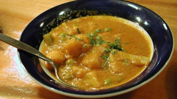 hrana-enolončnica-krožnik