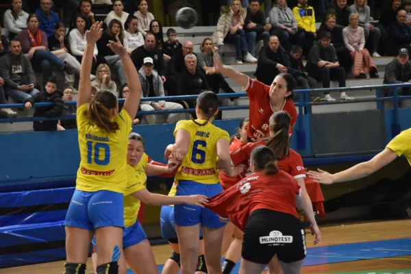 Rokomet Mlinotest proti Žurd Koper Nena Černigoj