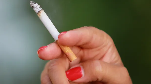 Kajenje tobak cigareta kadilka