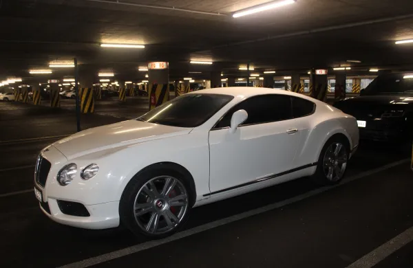  Ukradeni bentley continental GT