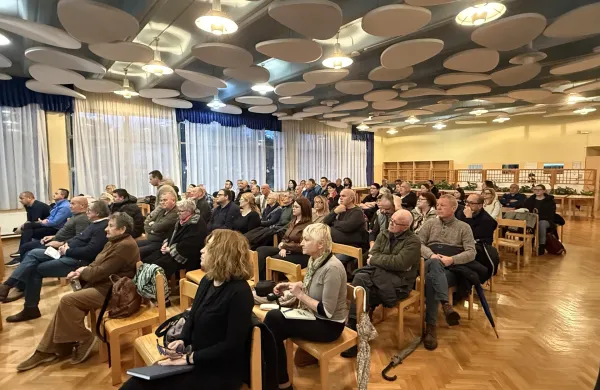 Izolski OPN, dolg kot jara kača, je končno spet na mizi