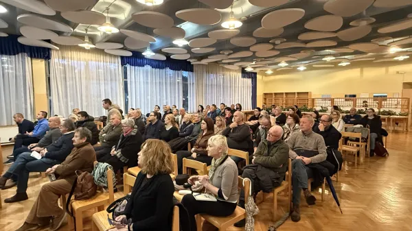 Izolski OPN, dolg kot jara kača, je končno spet na mizi