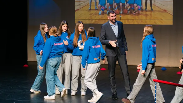 Vidni rezultati Tmincev doma in na tujem