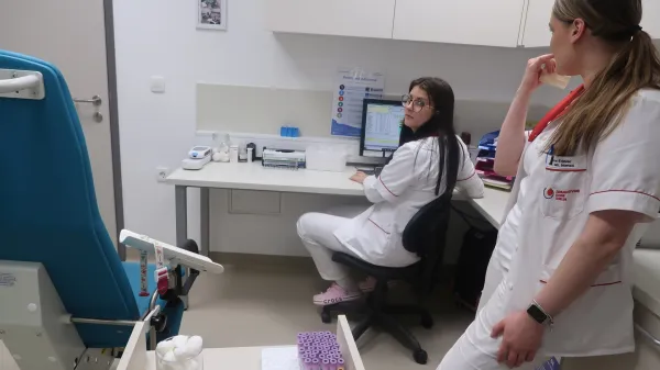 Idrija: bodo dializni bolniki na pragu poletja ostali brez prevozov?