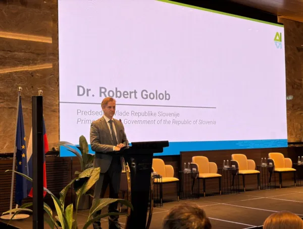 UP del Slovenske tovarne umetne inteligence