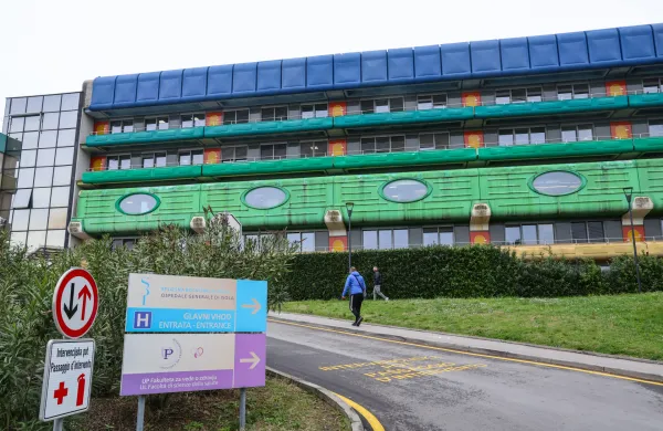 Izola, 11.03.2024Splo&scaron;na bolni&scaron;nica Izola, zunanjost, stavbaFoto:Tomaž Primožic/FPA