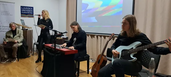 Peter Krkoč: &ldquo;Pravijo: nebo je meja. Kje je meja? Ni je.&rdquo;