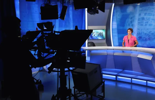 Koper, 12.09.2012TV Koper Capodistria, TV oddaja Primorska kronika, voditeljica oddaje