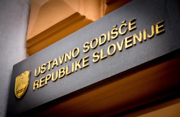 ustavno sodisce republike Slovenije