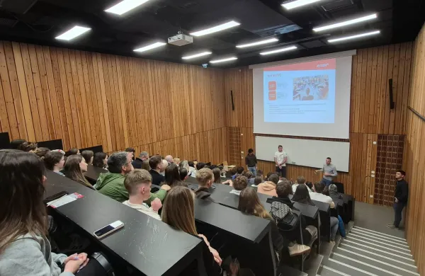 Informativni in orientacijski dnevi UP univerzitetne kraje napolnili z mladimi