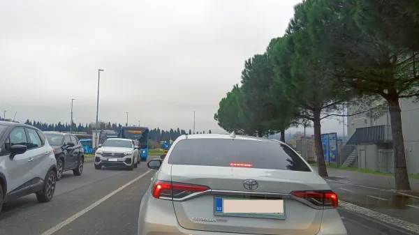 Zastoj na cesti v Kopru.