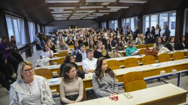 Mladina pred pomembnimi odločitvami in novimi začetki (FOTO)