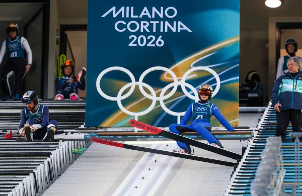 Slovenska skakalka Maja Kovačič