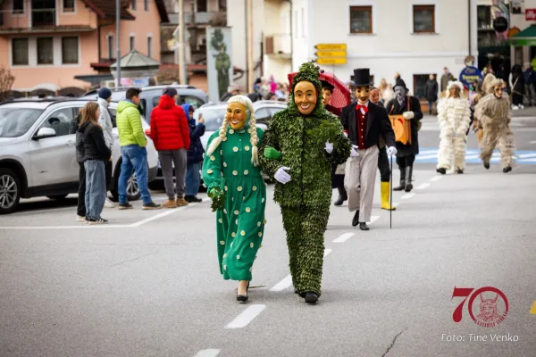 Jubilej, a Pust jih je lomil