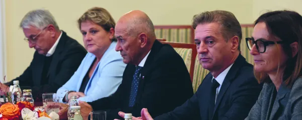 janez jan&scaron;a robert golob sprejem pri predsednici države 