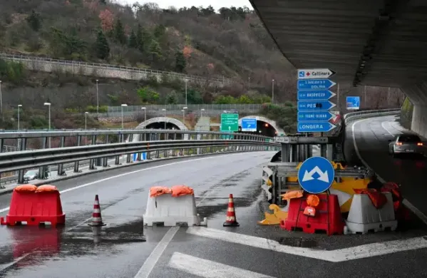 Padri&scaron;ki predor je spet odprt, potem ko so ga 12. februarja zaprli zaradi vzdrževalnih del.