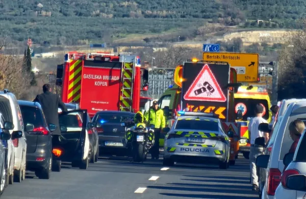 Nesreča na glavni cesti Koper - &Scaron;kofije
