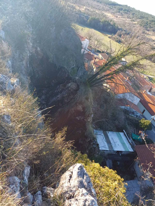 Črnotiče, skalni podor, 18. 2. 2026