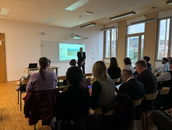 V InnoRenew CoE uspe&scaron;no gostili delavnico o raziskovalnih priložnostih z uporabo sinhrotrona ELETTRA