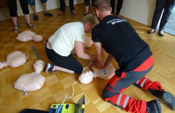 Na Ajdovskem vabijo na tečaje oživljanja