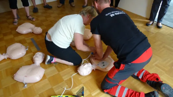 Na Ajdovskem vabijo na tečaje oživljanja