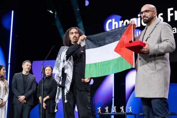 Na 76. Berlinalu nagrajen tudi 30-letni Tržačan Leo Černic