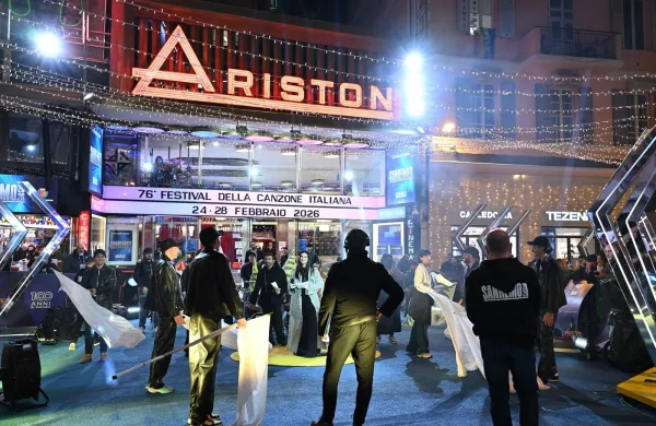 Sanremo 2026: Pet večerov glasbe, bli&scaron;ča in nacionalne katarze