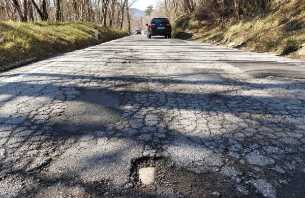 Cesto med Trnovim in Ravnico bodo končno obnovili