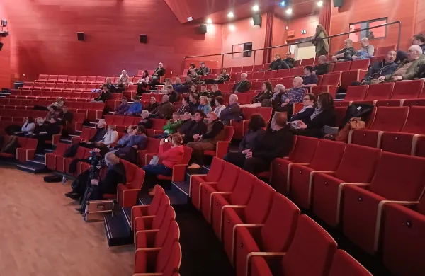 Železnica med Pivko in Postojno: nova predstavitev, nov kamen spotike