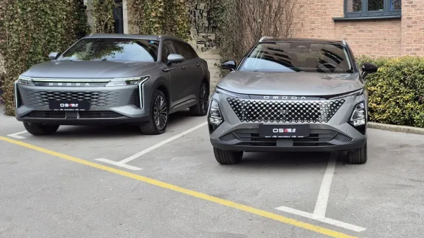 Najcenej&scaron;i v ponudbi, za slabih 21 tisočakov je Omoda 5 s hibridnim pogonom, poleg tega pa se je premierno predstavil večji brat s &scaron;tevilko 9.