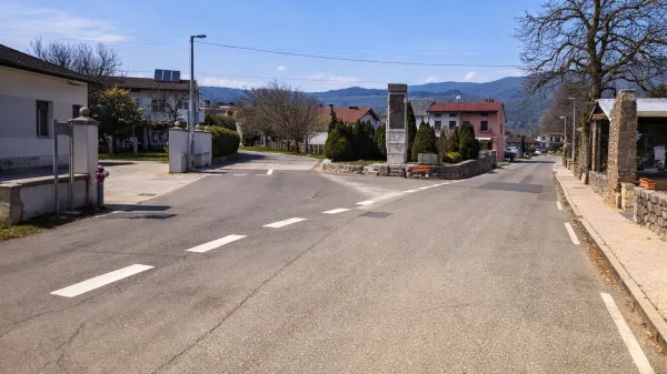 Preuredili bodo nevarno križi&scaron;če in prestavili postajali&scaron;če