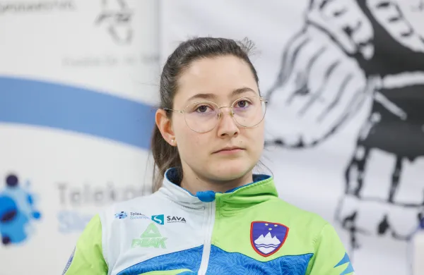 Ljubljana, Strelisce.Novinarska konferenca Strelske zveze Slovenije v okviru priprav na evropsko prvenstvo 10m Gyor 2024, ki bo potekalo od 24. februarja do 3. marca v madzarskem mestu Gyor.Strelka Urska Hrasovec.