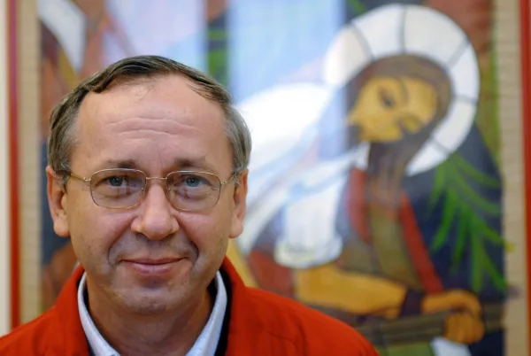 Sojenje nekdanjemu jezuitu Marku Rupniku se nadaljuje za strogo zaprtimi vrati.