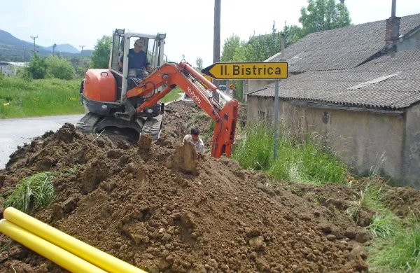 Kras, Brkini: 15 let staro napako bodo občine odplačevale &scaron;e nadaljnih 15 let