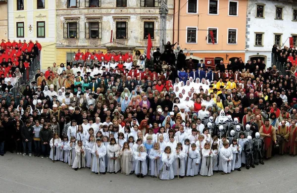 Množica sodelujočih pri projektu leta 2009