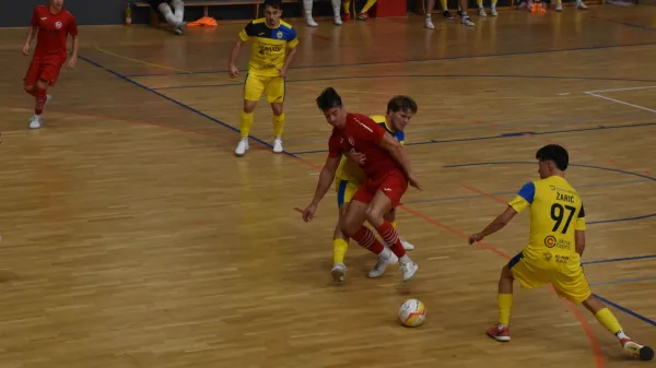 Bronx &scaron;e naprej zadnji za Ajdovci