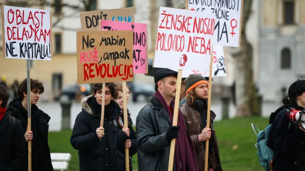 Shoda ob osmem marcu prirejajo tako v Kopru kot v Ljubljani. 