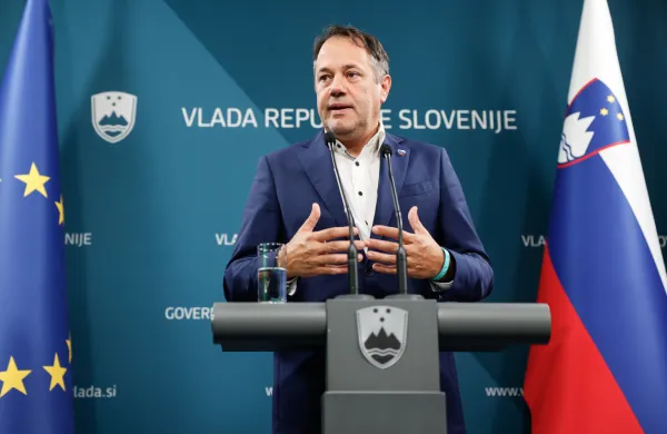 Podpredsednik vlade Matej Arčon.