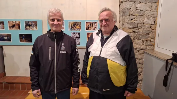 Jordan Gu&scaron;tin in Ludvik Husu, člana Jamarskega dru&scaron;tva Sežana 