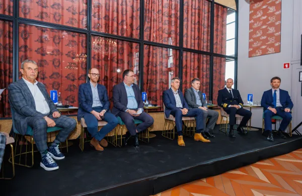 Pomorsko omizje postavilo ljudi pred tehnologijo in infrastrukturo