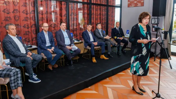 Koper, 4.3.2026Hotel Grand Koper, Luka Koper, Dan Pomorstva, Strokovno omizje ob dnevu pomorstvaKadrovska odpornost pomorskega sistemaGracijan Nemcmeskal, Vojko Rotar, Dr. Tomaž Pečnik, Čedomir Bojanič, Mag. Jadran Klinec, Borut Butinar, dr. Peter Vidmar