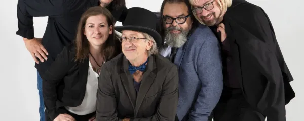 Istrski bogovi cinizma Zmelkoow bodo 18. marca z velikim koncertom proslavili 100. obletnico rojstva enega svojih najvidnej&scaron;ih likov, ki sli&scaron;i na ime Sergio.