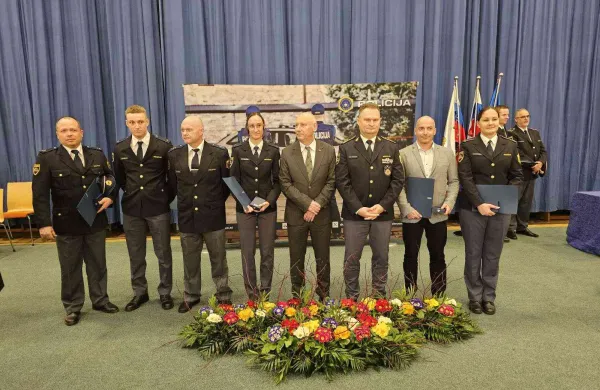 Na Primorskem odlikovali policiste in lovce
