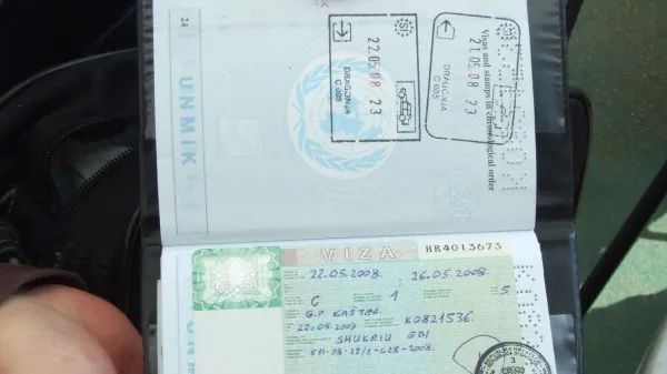 &ldquo;Popravil&rdquo; potni list