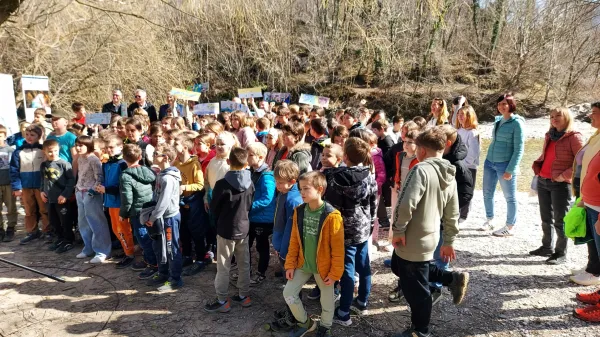 GPS sledilnika bosta razkrivala pot odpadkov