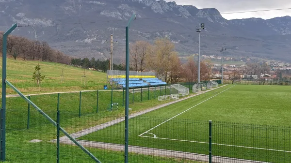 Na Policah naj bi v prihodnje dobili balon, kjer bi bile organizirane &scaron;portne aktivnosti.